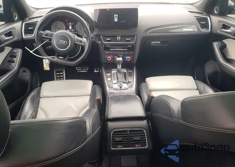 2017 Audi Sq5 Premium Plus z USA, uszkodzony, nr VIN WA1CCAFP5HA065375